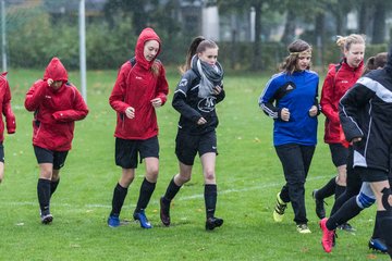 Bild 63 - B-Juniorinnen SV Henstedt Ulzburg - MSG Steinhorst Krummesse : Ergebnis: 4:0
